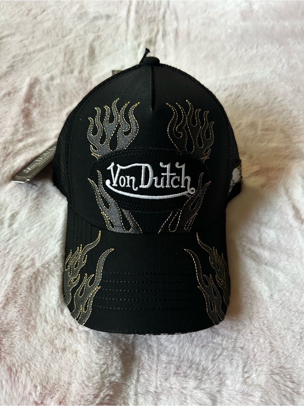 Von Dutch Unisex Black Hat with Gold & Silver Flame Embroidery NWT